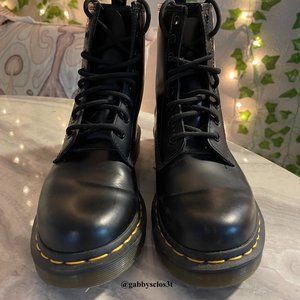 1460 Dr. Martens Boots